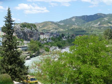 Das Vjosa Tal und die Thermen