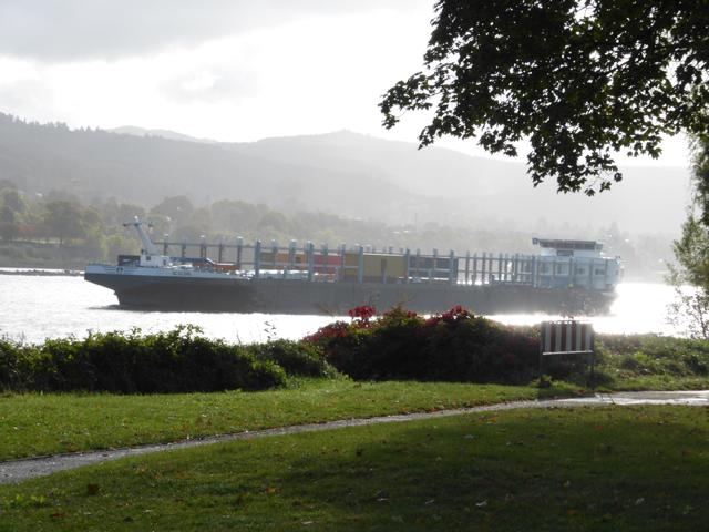 Dä Ring erupp, dä Ring&nbsp;eraff